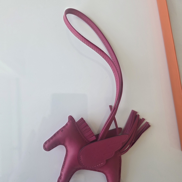 Hermes Rodeo Pegase PM Charm Framboise Pink Monochrome NWT - Picture 2 of 11